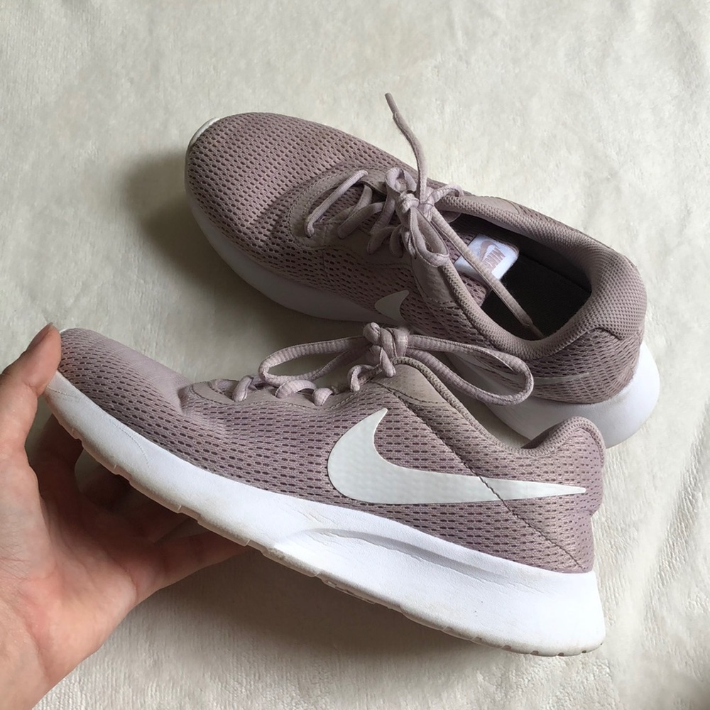 Particle Rose/White Mesh Nike Running Shoes